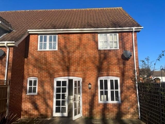 3 bedroom end of terrace house at The Gables, Leiston — photo 10 of 11