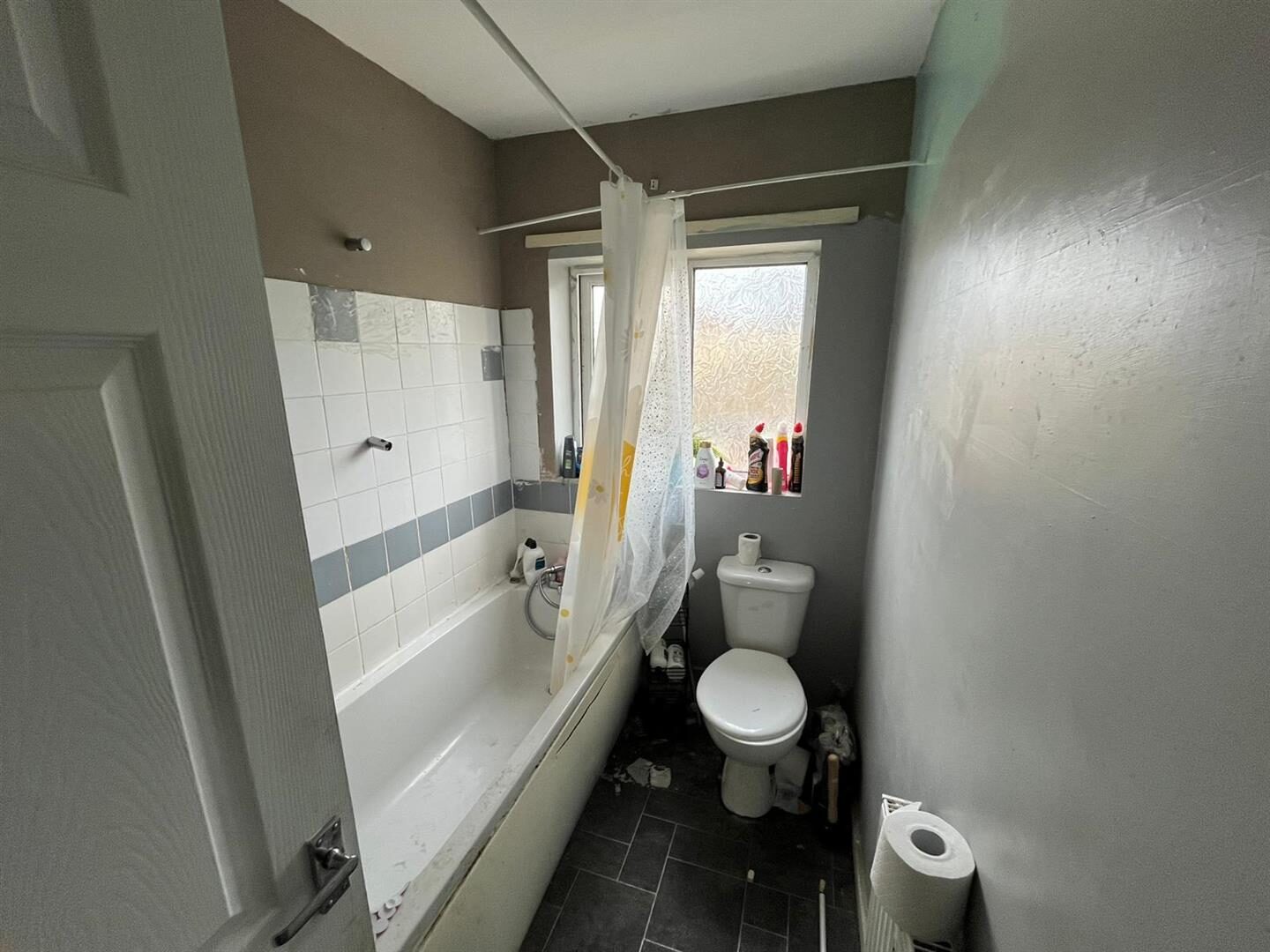 4 bedroom house at Hirst Gate, Mexborough — photo 8 of 13
