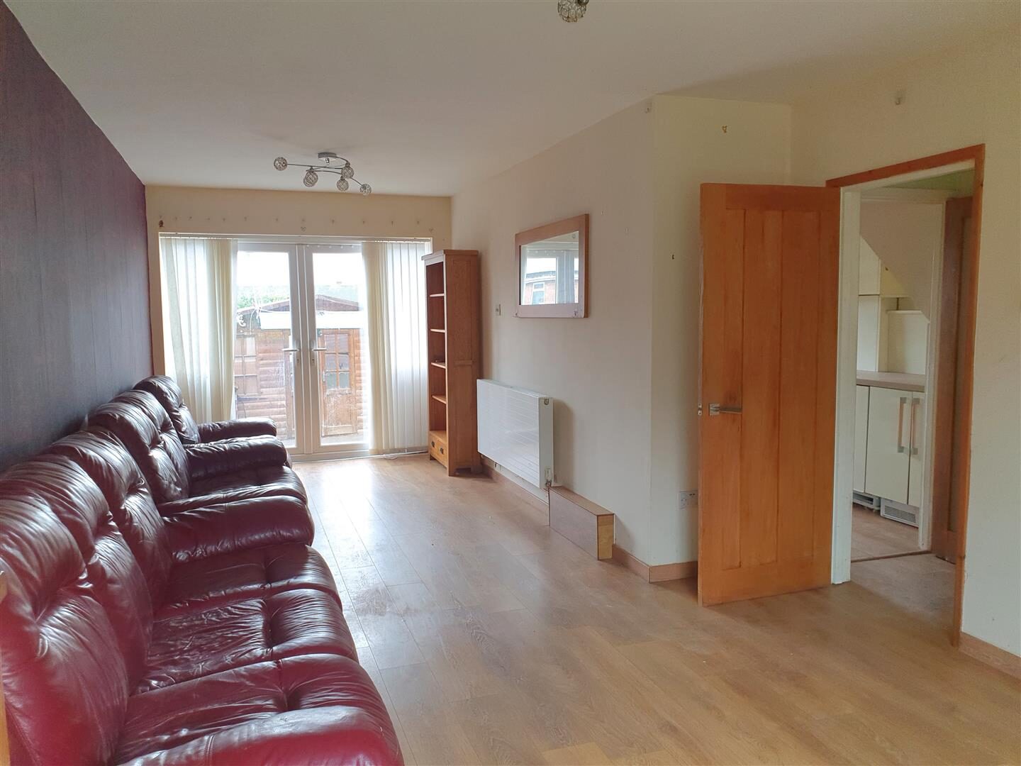 3 bedroom house at Whitehall Road, Rotherham — photo 4 of 11