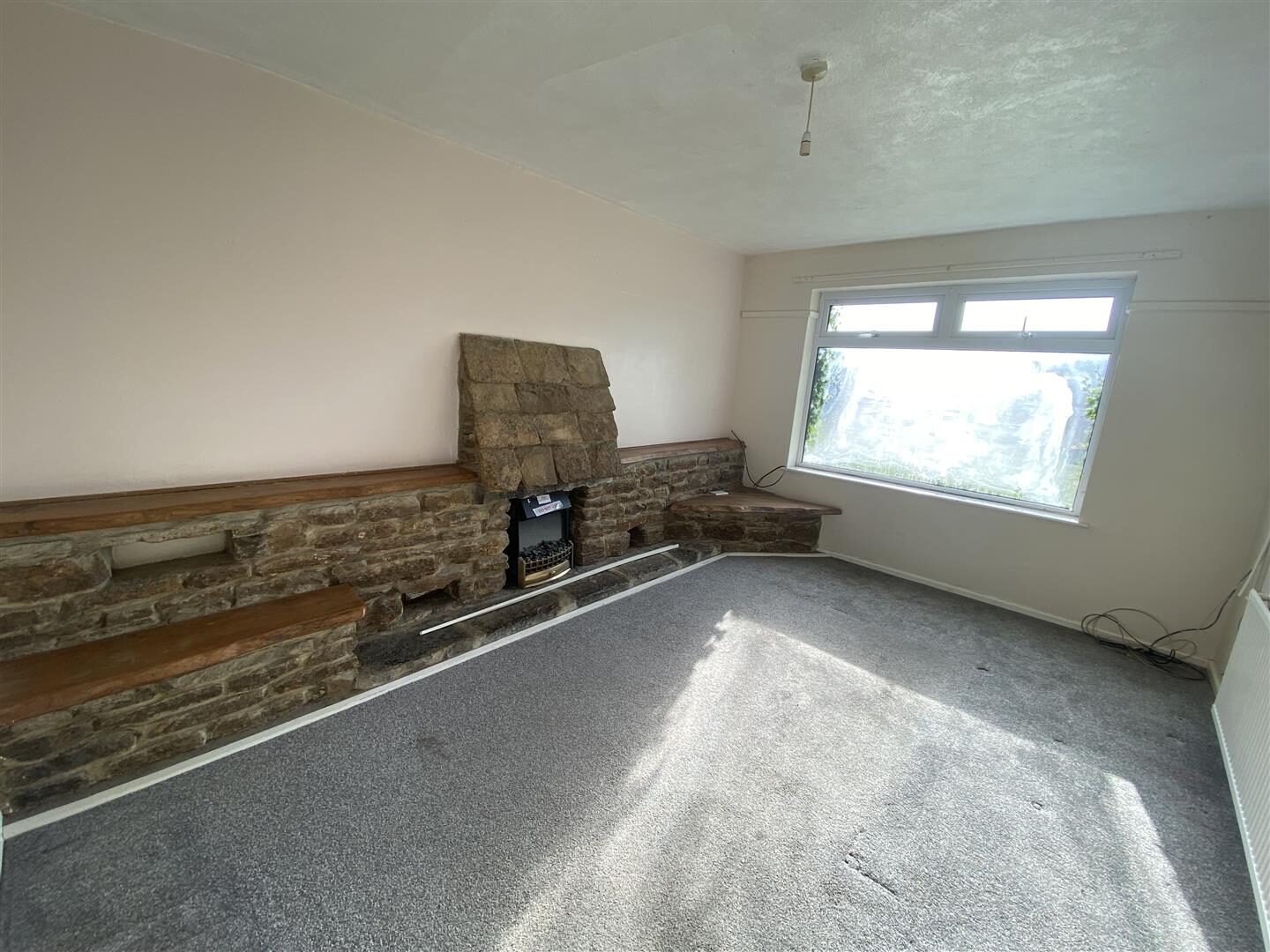 2 bedroom semi-detached house at Berryfield Park, Melksham — photo 3 of 8