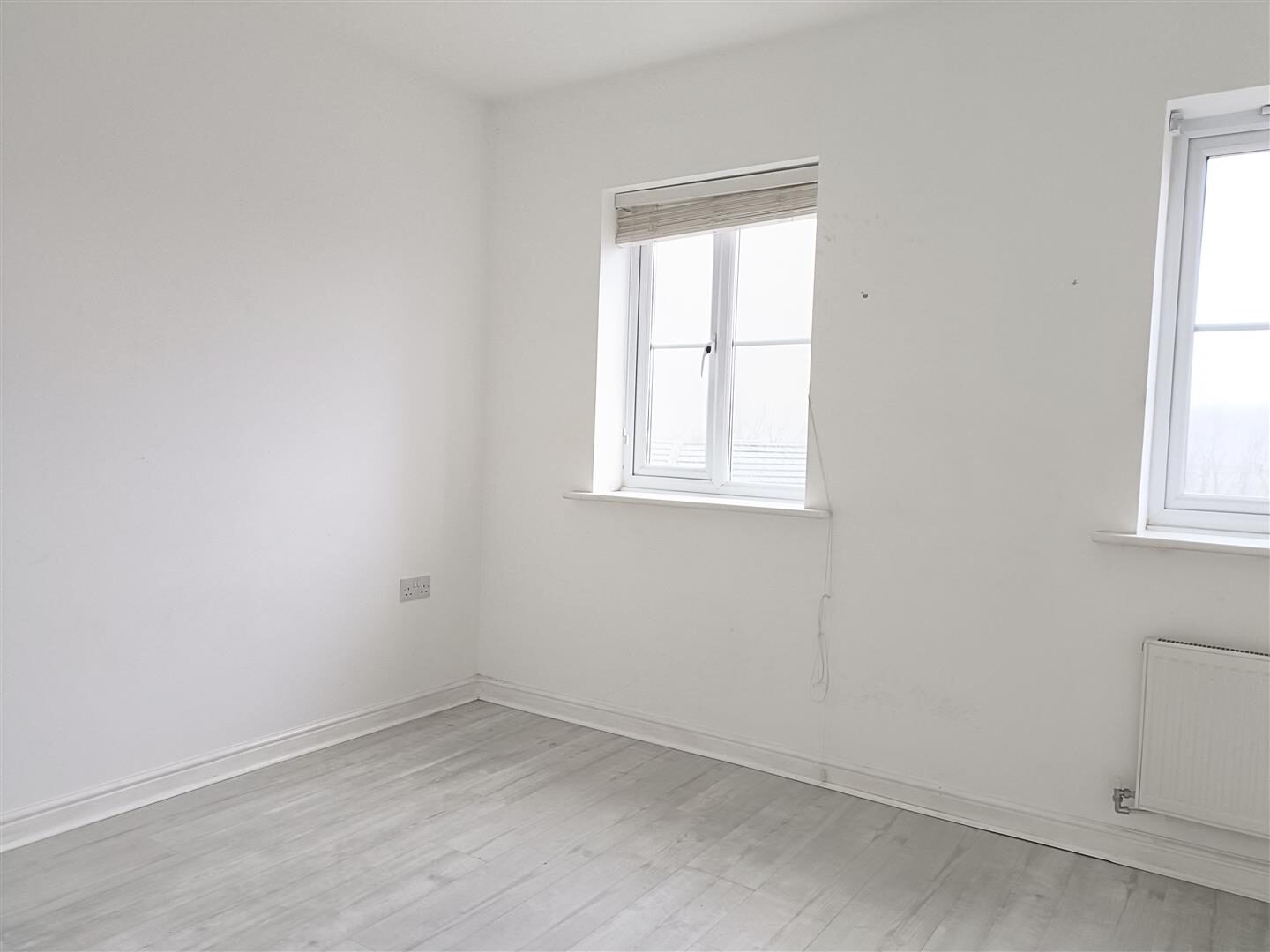 4 bedroom house at Southdown Close, Doe Lea — photo 14 of 18