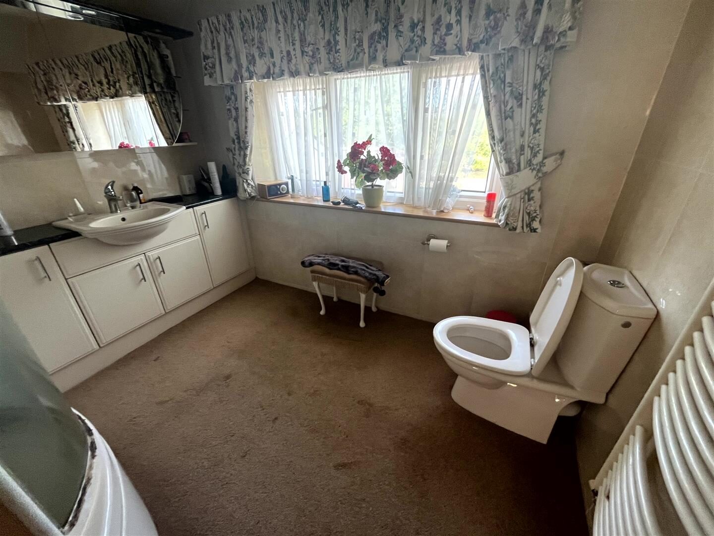 4 bedroom detached house at Capenhurst, Chester — photo 16 of 30