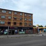 2 bedroom flat at Kilburn High Road, London — photo 3 of 4