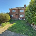 2 bedroom flat at Central Avenue, Enfield — photo 2 of 10