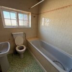 2 bedroom flat at Central Avenue, Enfield — photo 4 of 10