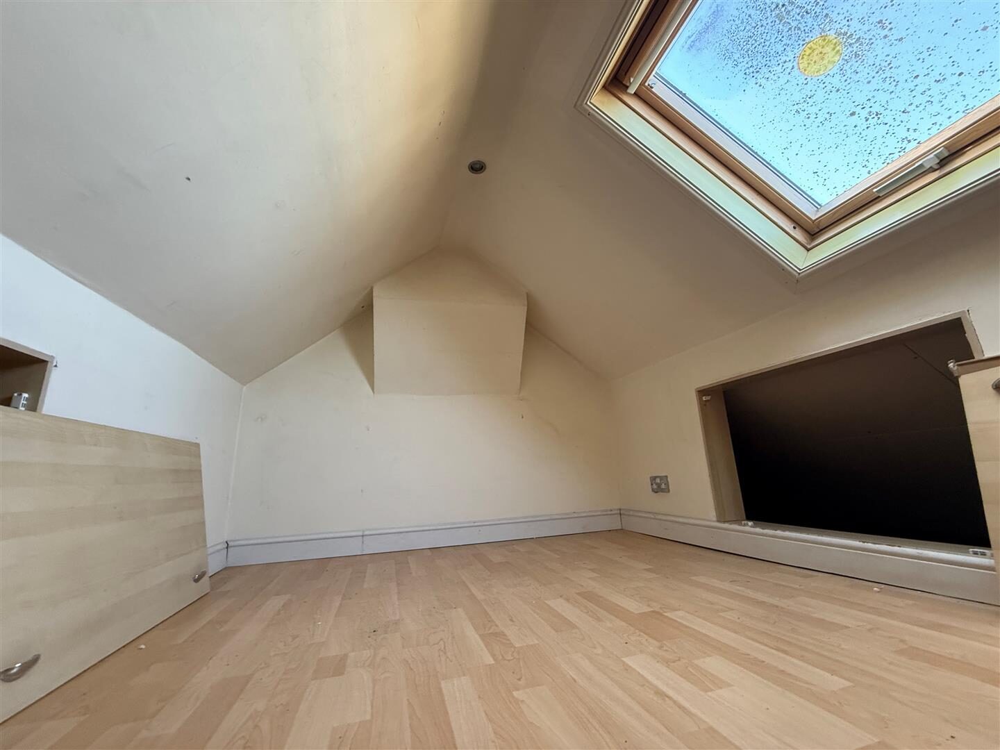 2 bedroom flat at Central Avenue, Enfield — photo 7 of 10