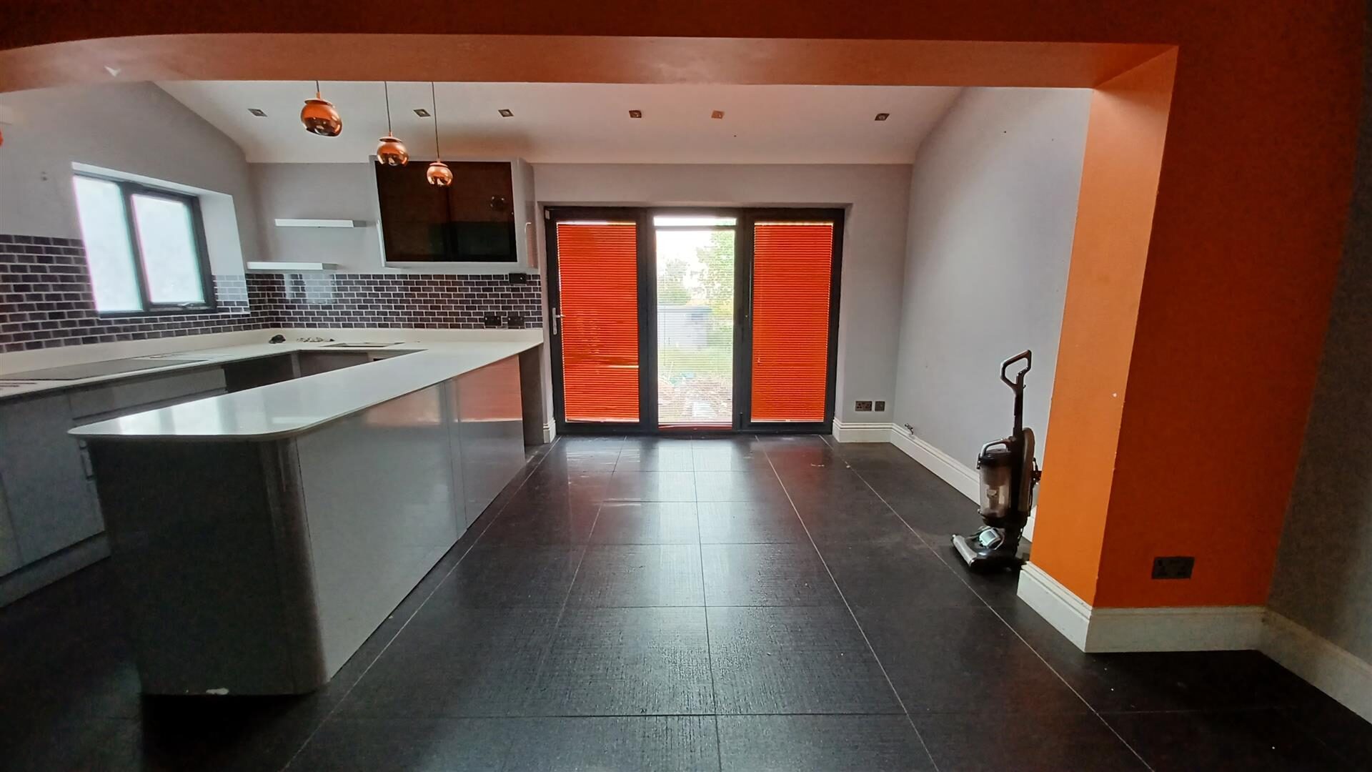 3 bedroom house at Richmond Road, Connah's Quay, Deeside — photo 7 of 13