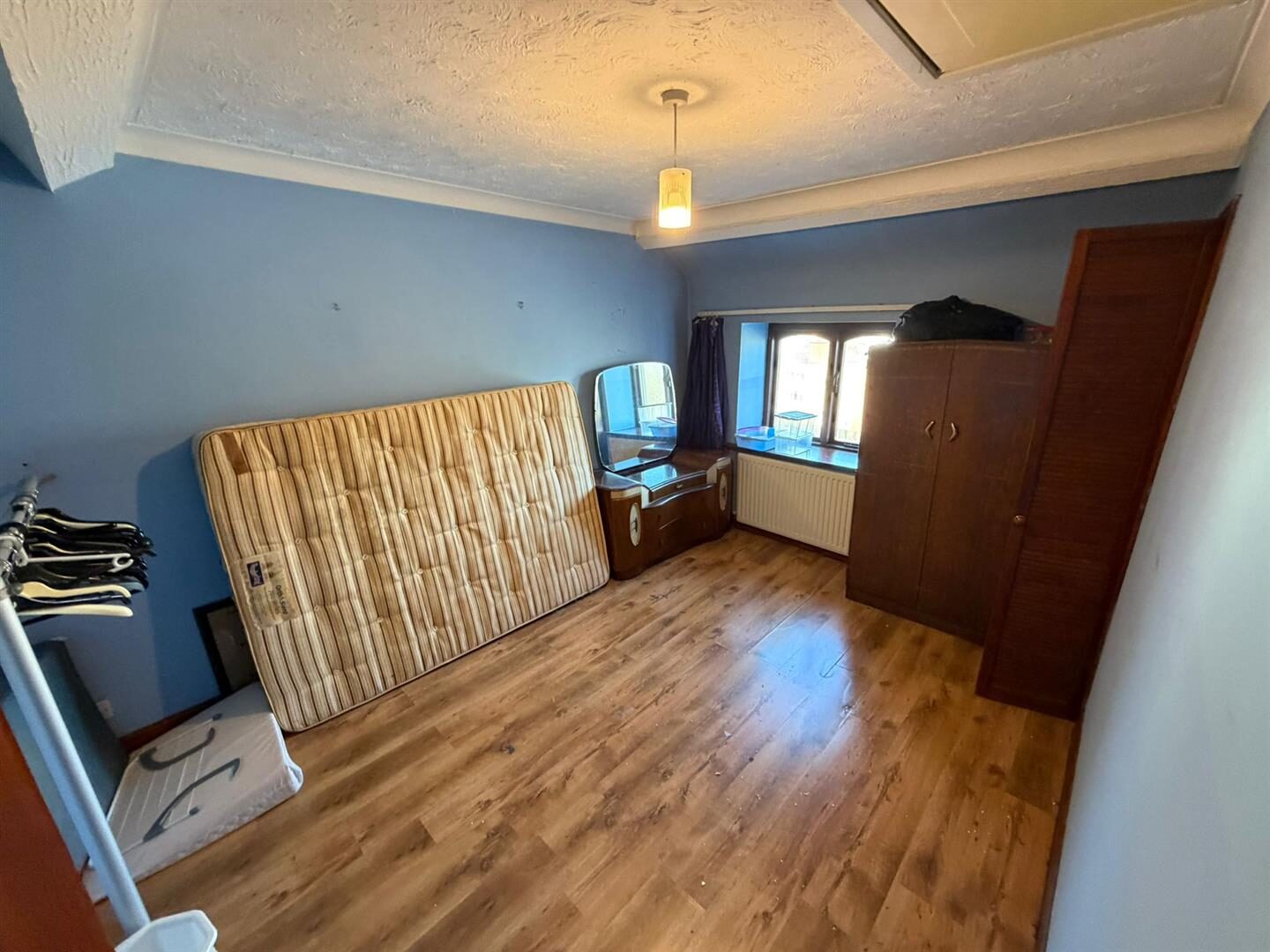 3 bedroom terraced house at Rickards Street, Pontypridd — photo 5 of 9
