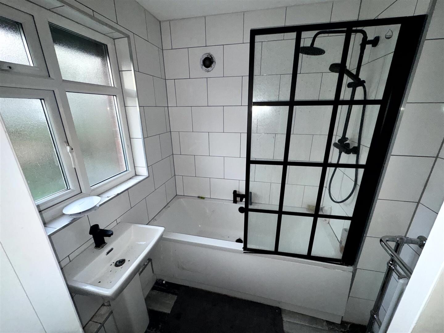 3 bedroom house at St. Chads Grove, Leeds — photo 12 of 20