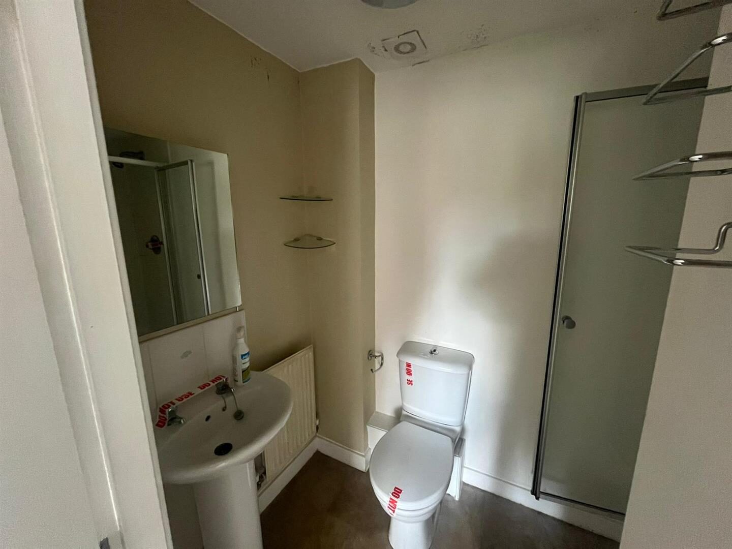 3 bedroom terraced house at Ashtree Gardens, Millhouse Green, Sheffield — photo 13 of 18