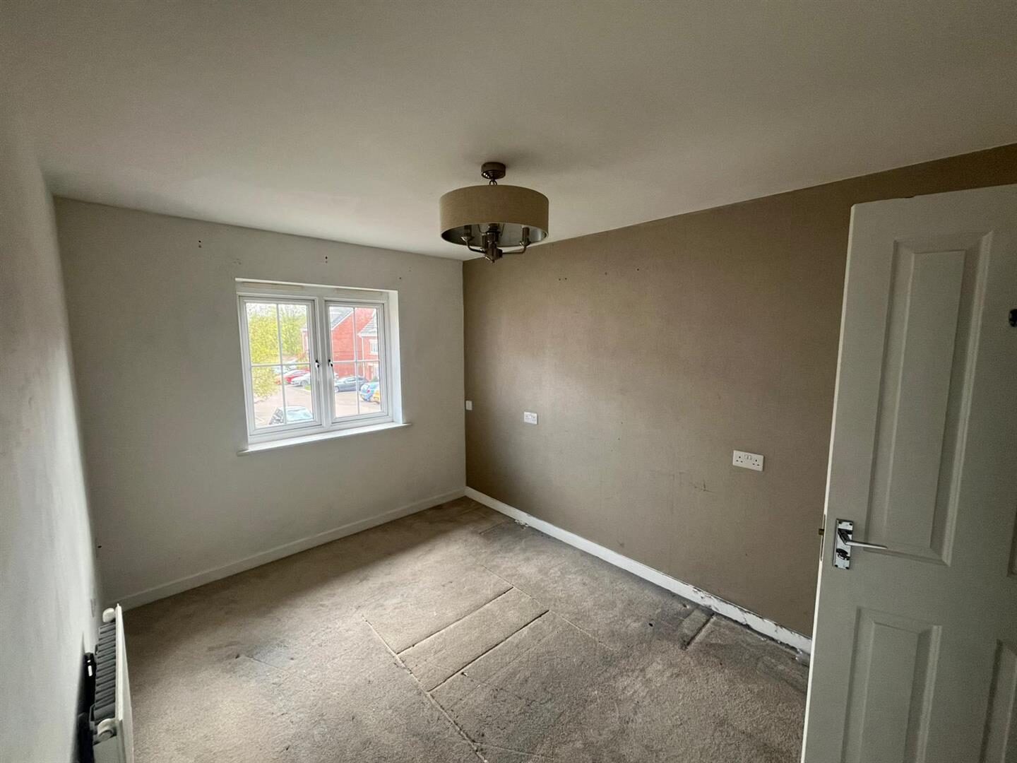 3 bedroom terraced house at Ashtree Gardens, Millhouse Green, Sheffield — photo 14 of 18