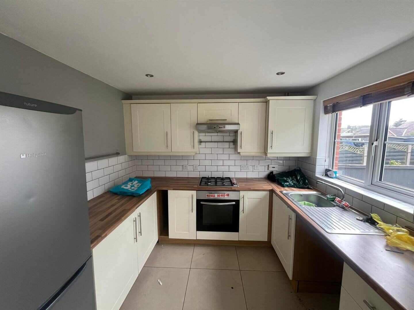 3 bedroom terraced house at Ashtree Gardens, Millhouse Green, Sheffield — photo 6 of 18