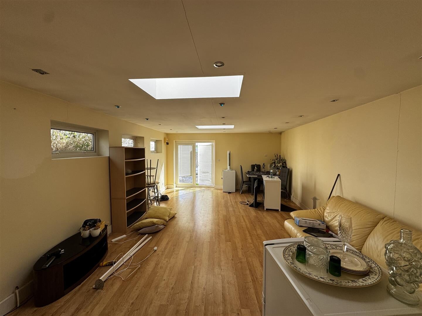 3 bedroom end of terrace house at Crayford Way, Crayford, Dartford — photo 13 of 15