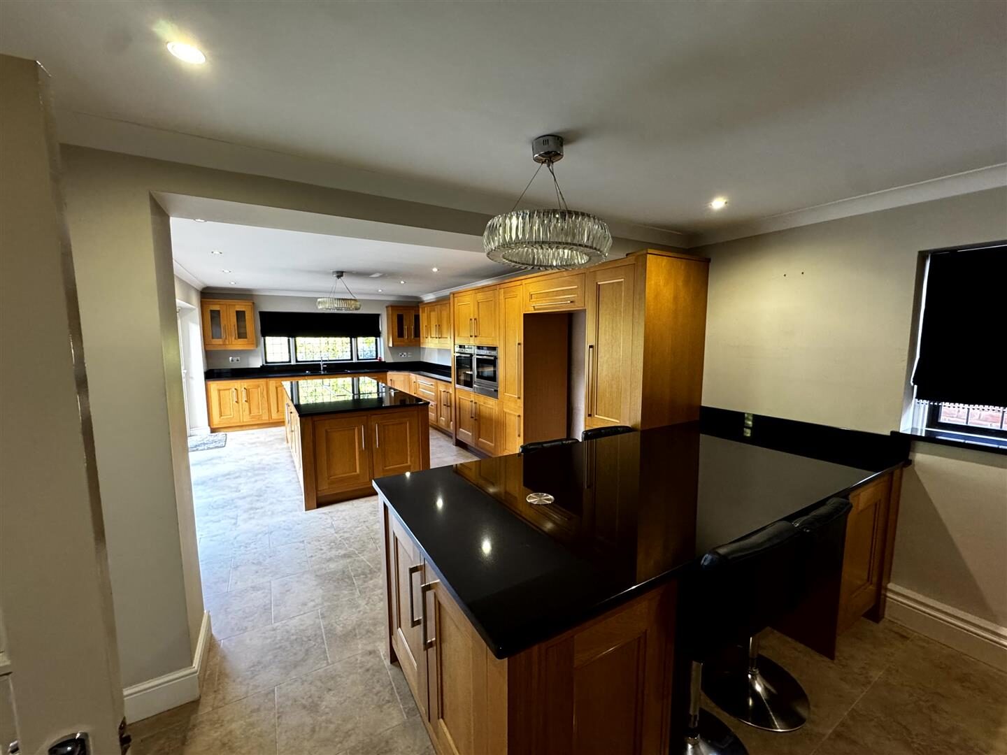 5 bedroom detached house at Wansunt Road, Bexley — photo 5 of 25