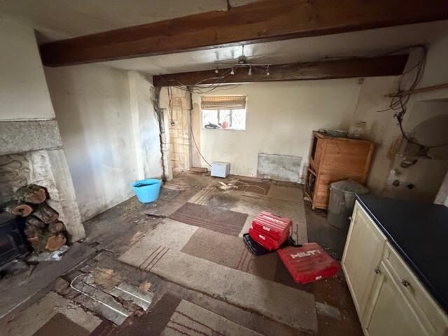 5 bedroom detached house at Blackshaw Head, Hebden Bridge — photo 19 of 21