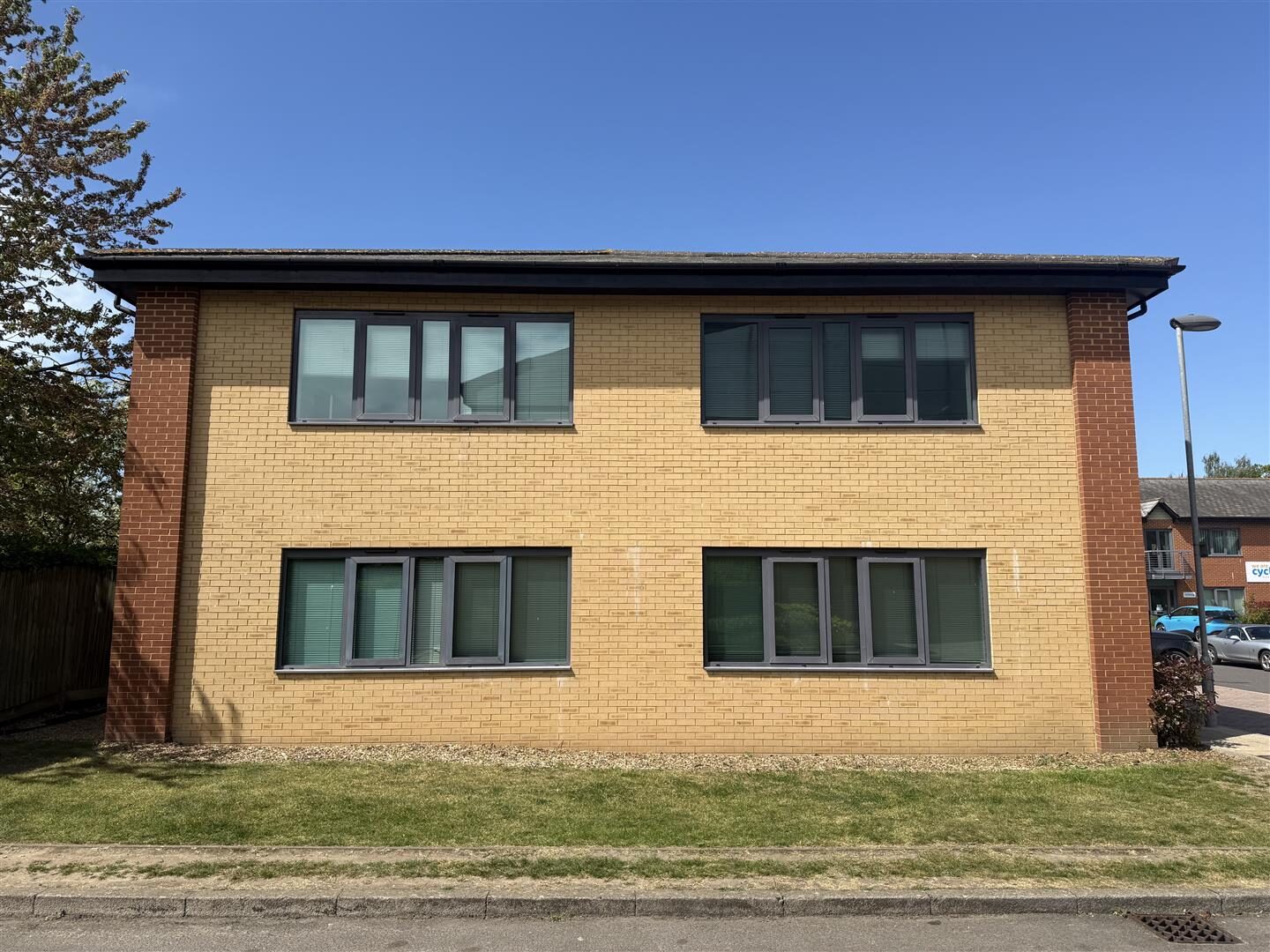 Investment at Railton Road, Guildford — photo 13 of 13