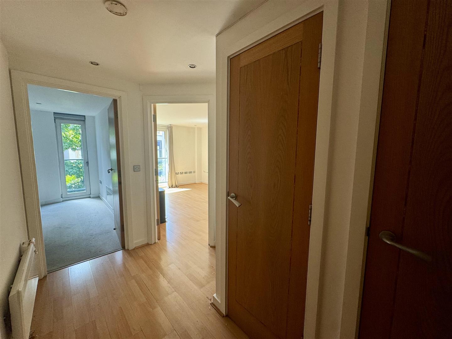 1 bedroom flat at Brewhouse Yard, London — photo 10 of 11