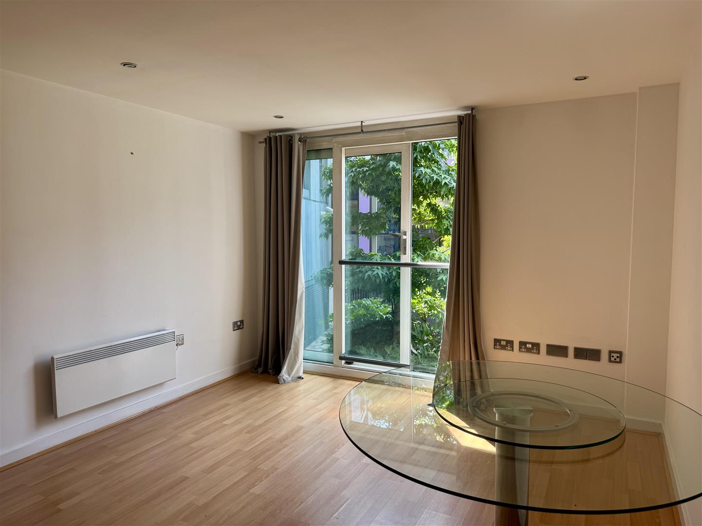 1 bedroom flat at Brewhouse Yard, London — photo 3 of 11