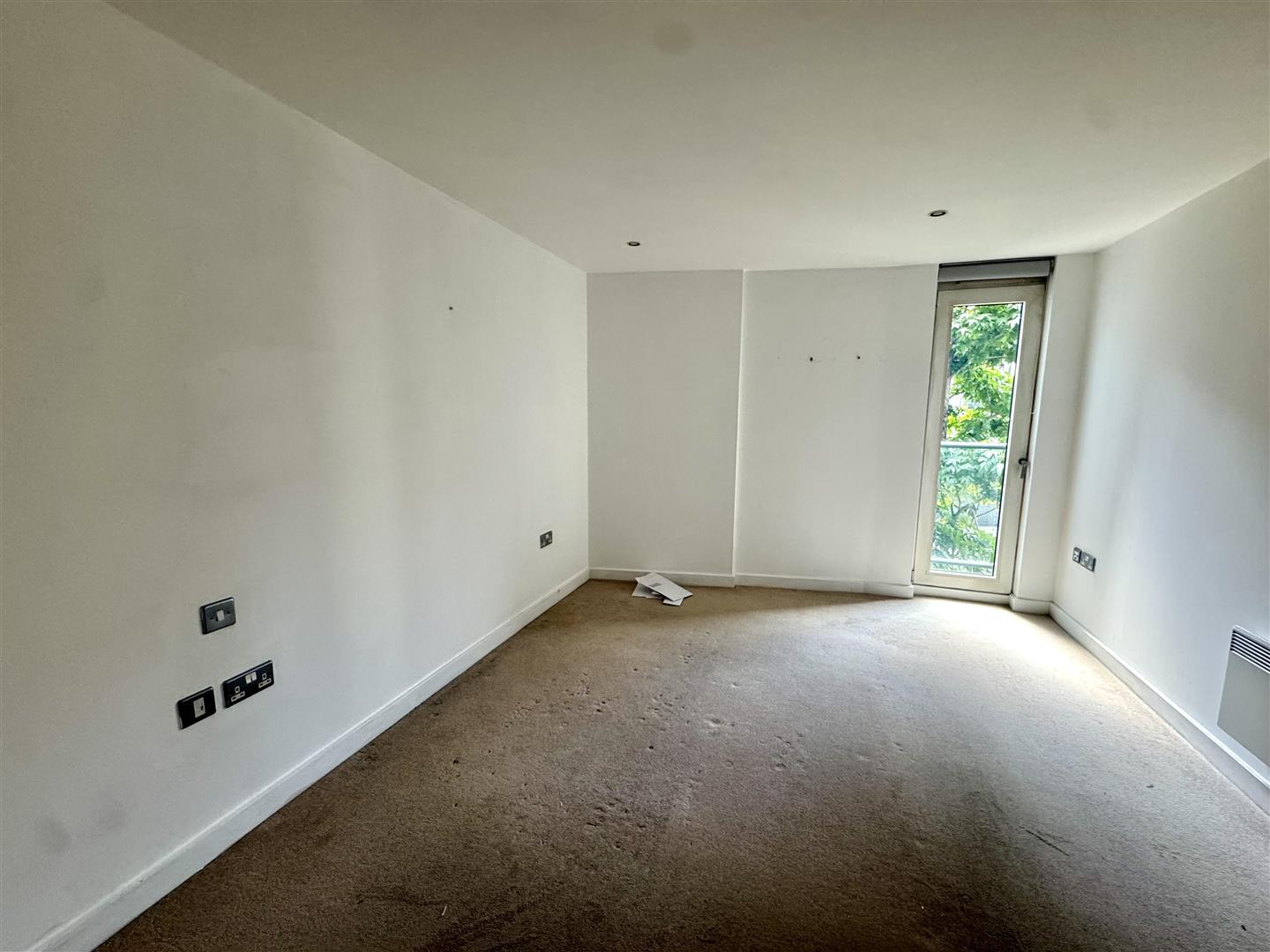 1 bedroom flat at Brewhouse Yard, London — photo 7 of 11