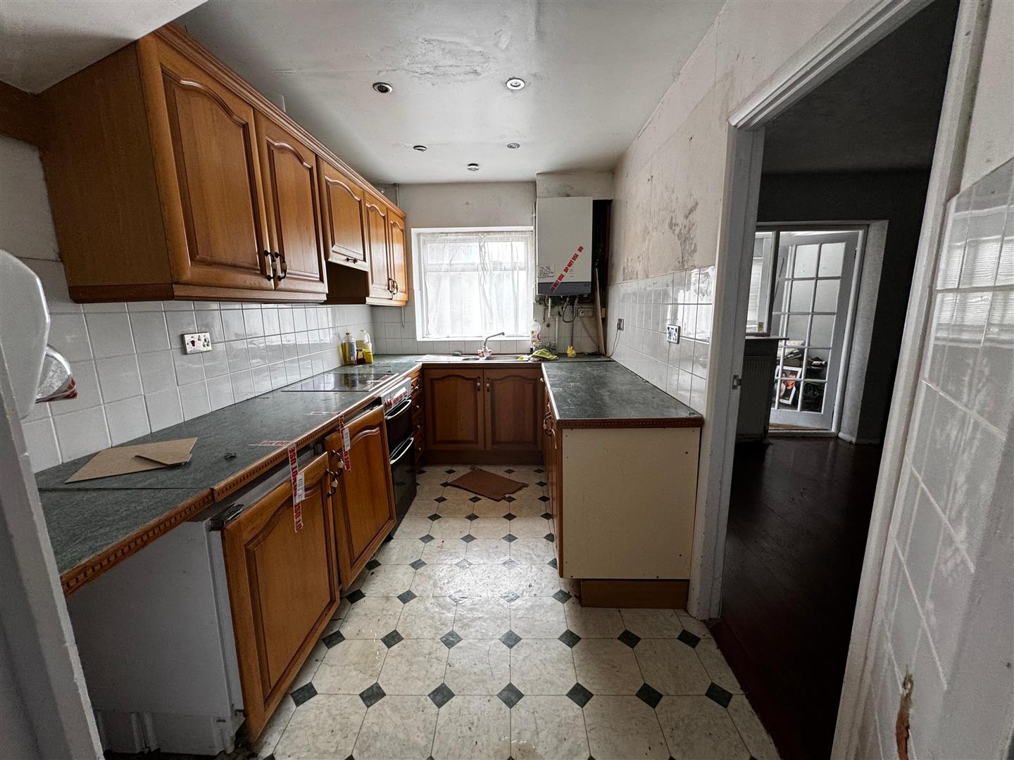 3 bedroom house at Bridge Gardens, Ashford — photo 4 of 17