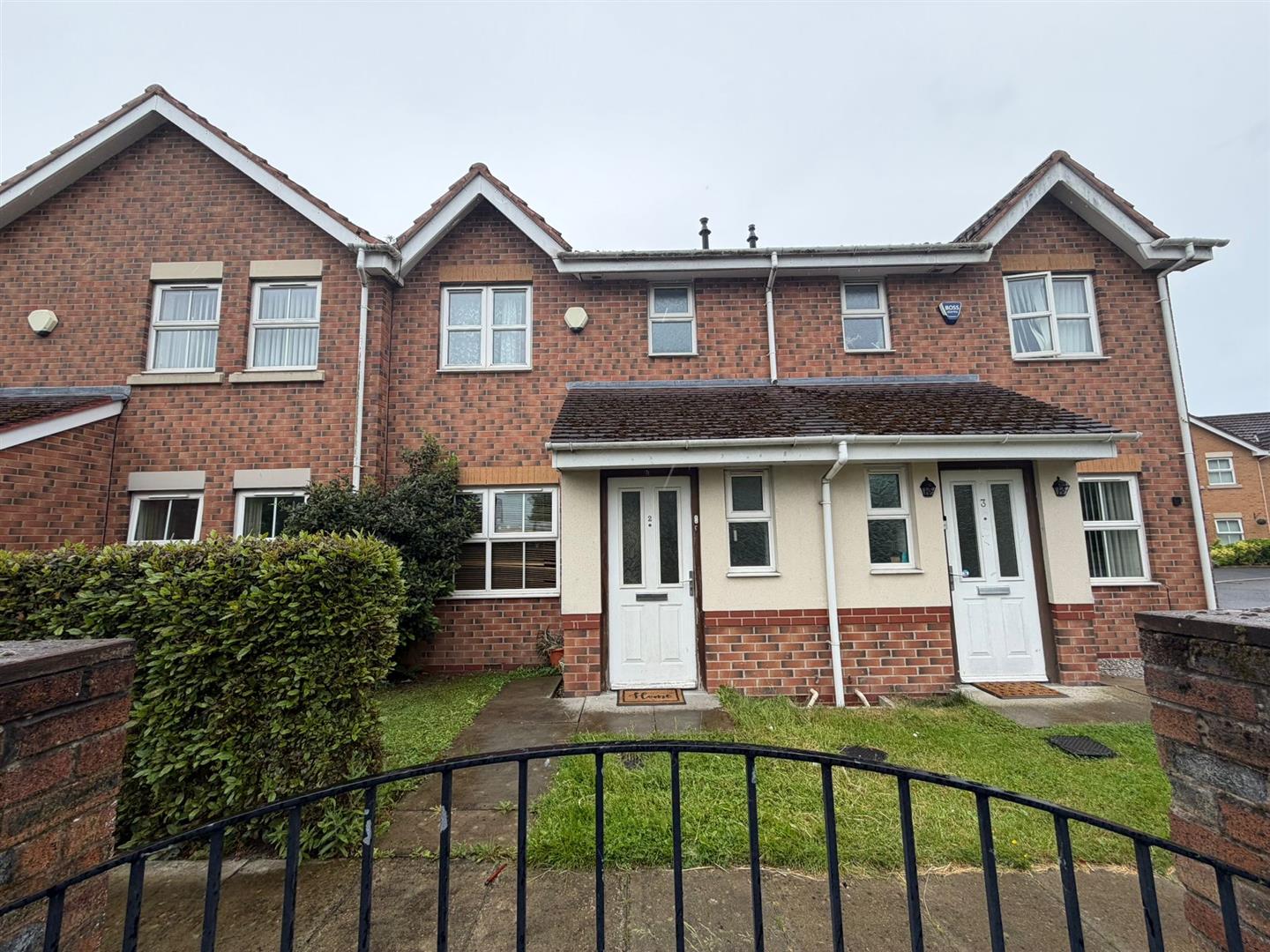 3 bedroom terraced house at Brierley Terrace, Widnes — photo 2 of 16