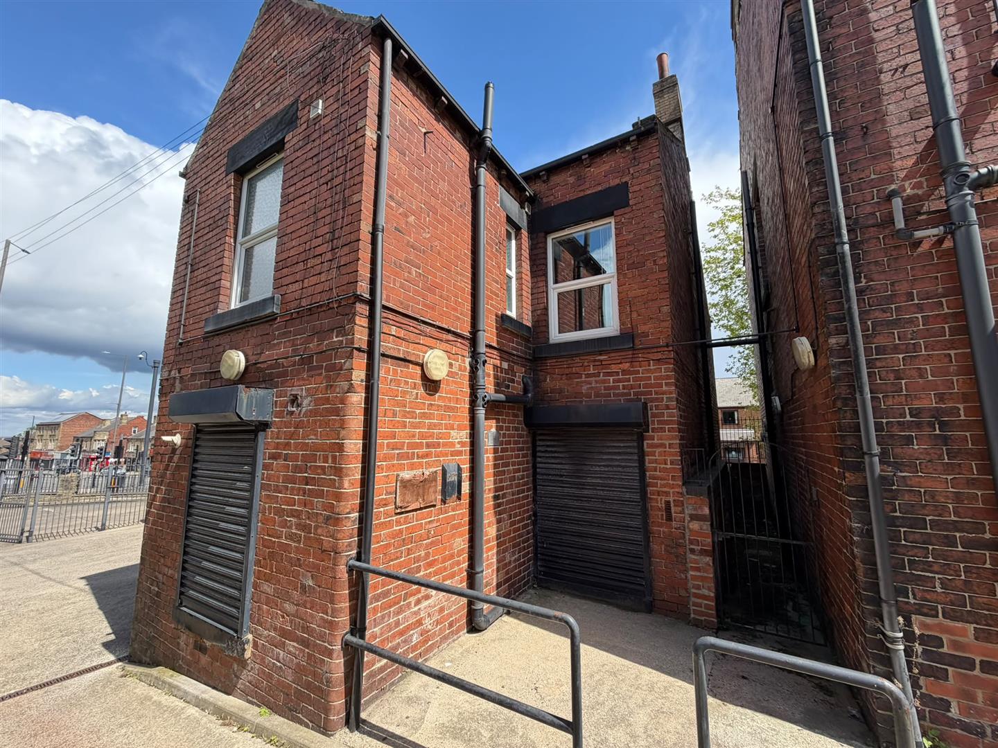 Investment at Sheffield Road, Barnsley — photo 36 of 39