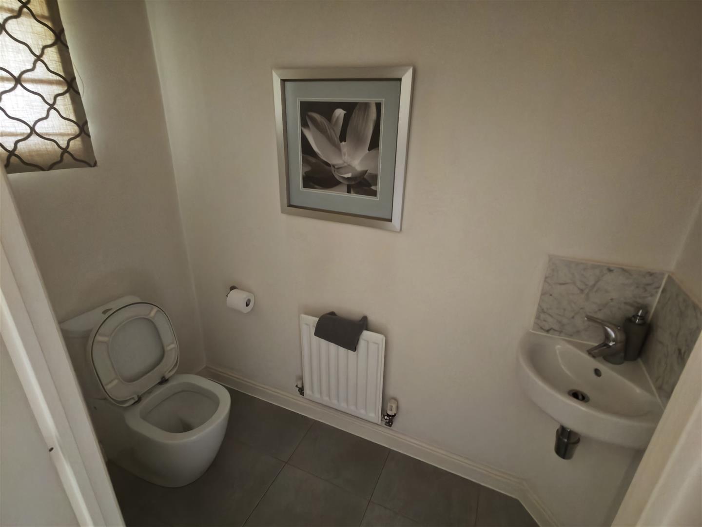 4 bedroom detached house at Knight Avenue, Buckshaw Village, Chorley — photo 7 of 15