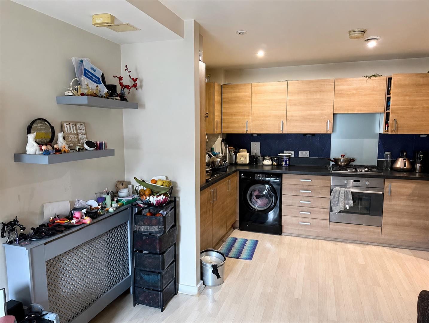 2 bedroom apartment at London Road, Croydon — photo 4 of 8