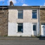 3 bedroom terraced house at Trefusis Terrace, Redruth — photo 2 of 16